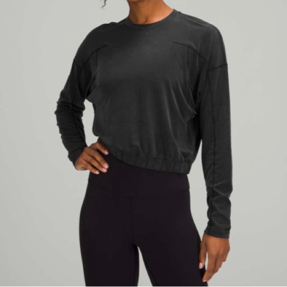 lululemon Dropped Shoulder Long Sleeve
Black Size 10 NWT